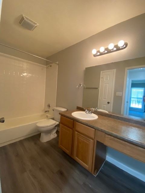 Edinburg Place Apartments - Photo 4 of 50
