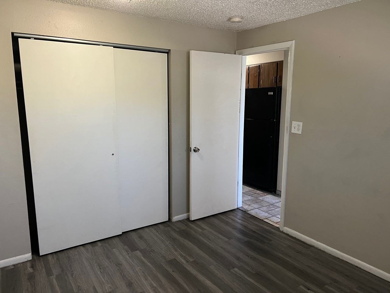 1205 Yosemite Street - Photo 6 of 10