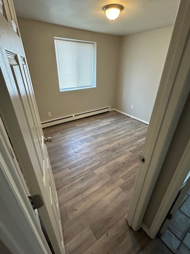1205 Yosemite Street - Photo 7 of 10