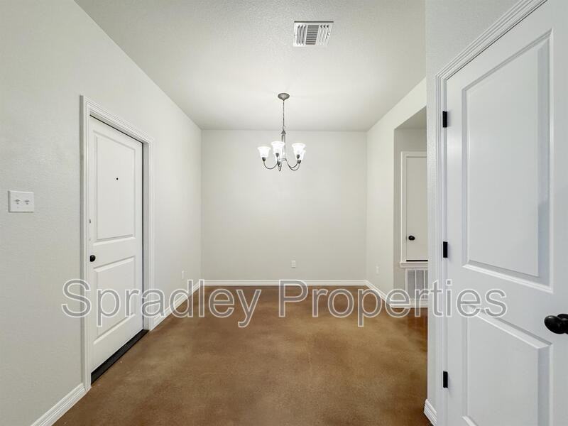 206 Sparrow Cv Unit B - Photo 7 of 19