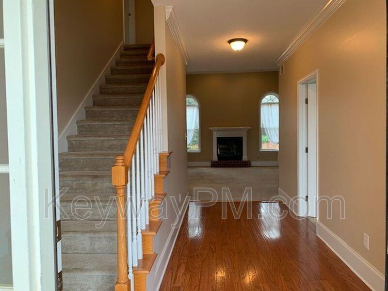 4890 Somerset Dr - Photo 4 of 25