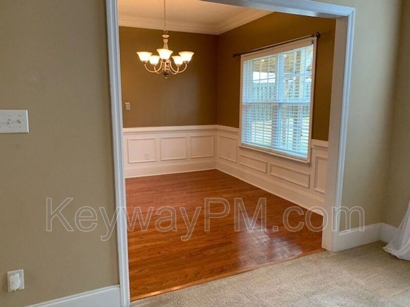 4890 Somerset Dr - Photo 5 of 25
