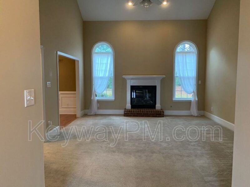 4890 Somerset Dr - Photo 6 of 25