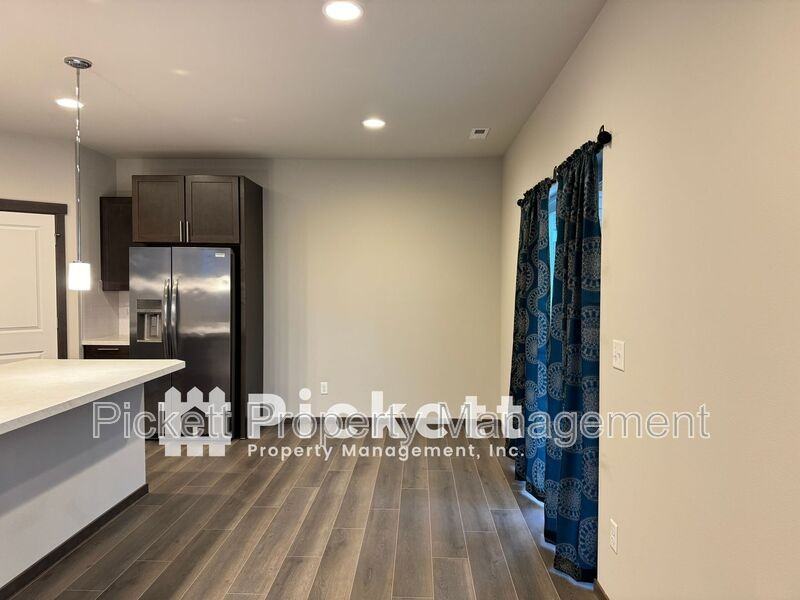 5146 Granger St - Photo 6 of 13