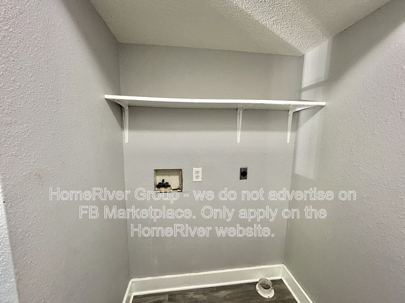 625 S 14th St - Photo 2 of 20