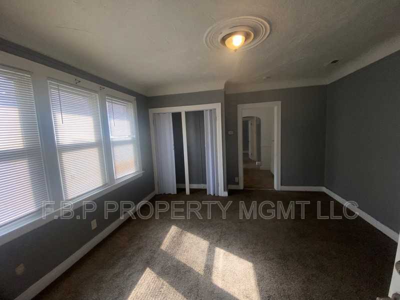 3831 Waverly St #3 - Photo 2 of 5