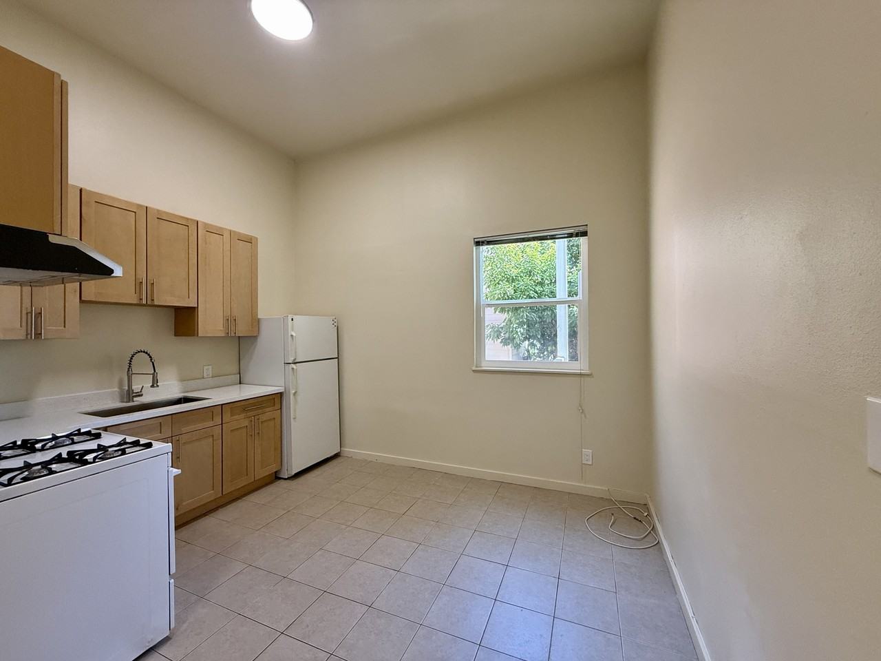 2315 Mission Street - Photo 3 of 10