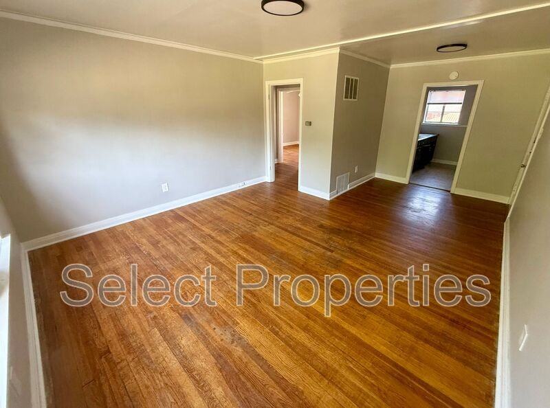 608 W Cherry Ave #12 - Photo 3 of 8