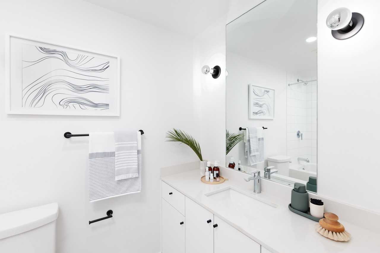 3427 Commercial Street - Photo 11