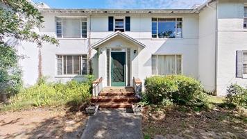 featured image of 3102 Riverside Ave