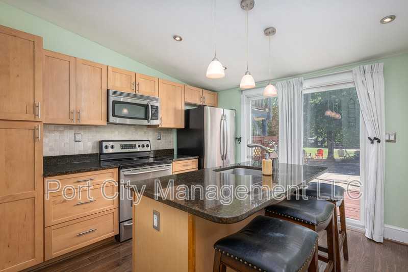 409 Folsom St - Photo 4 of 10