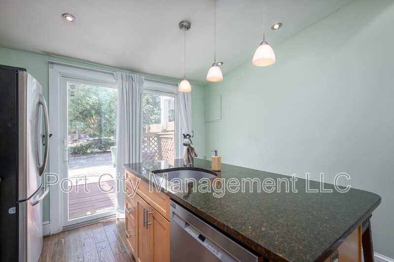 409 Folsom St - Photo 6 of 10