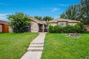 3048 Navarro Ln - Photo 1 of 1