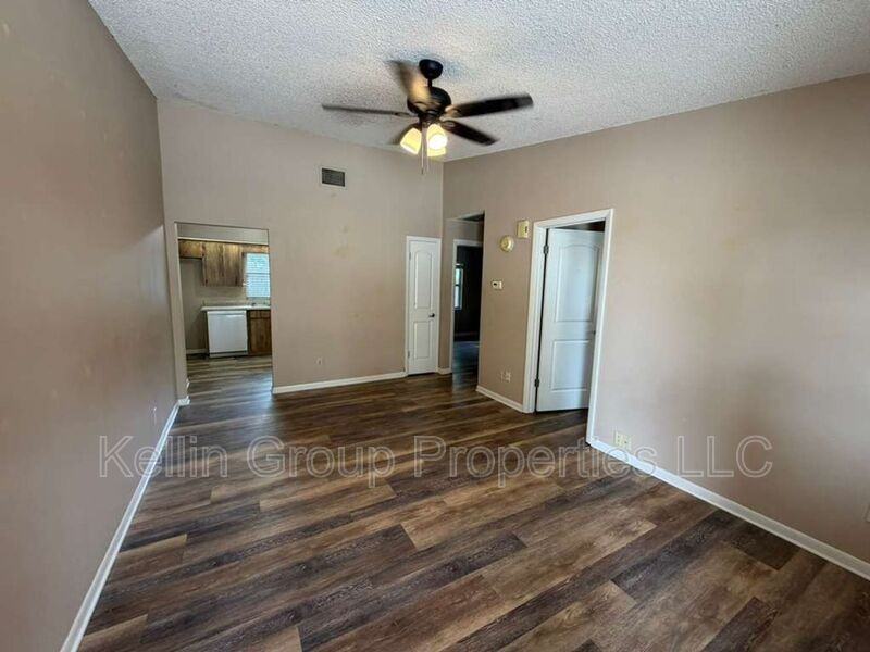 2366 Lake Dr Nw - Photo 3 of 15