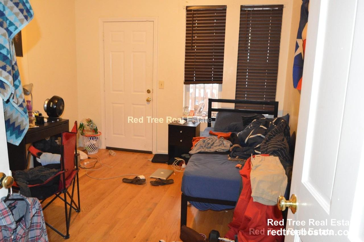 26 S Huntington Ave #1