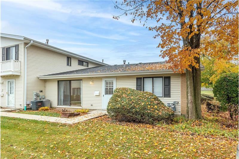 1426 Tonset Ln #0 - Photo 2 of 19