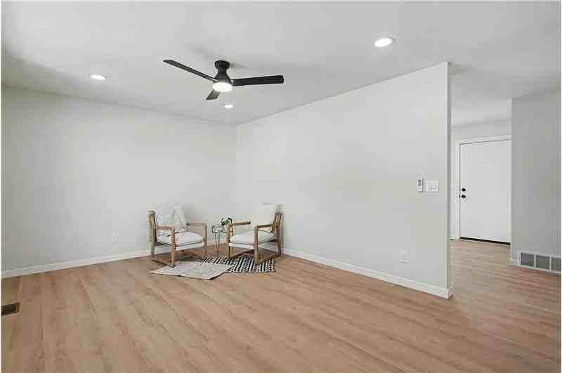 2312 N 7th St - Photo 5 of 21