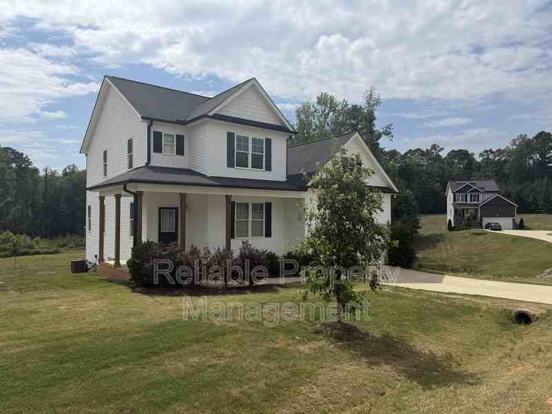 237 Brisbane Dr