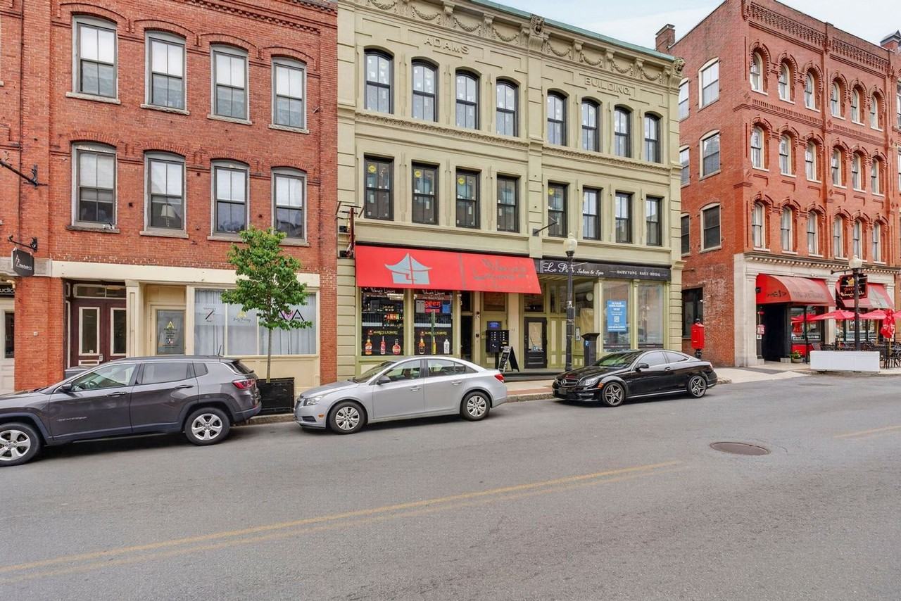 38 Washington St - Photo 2 of 9