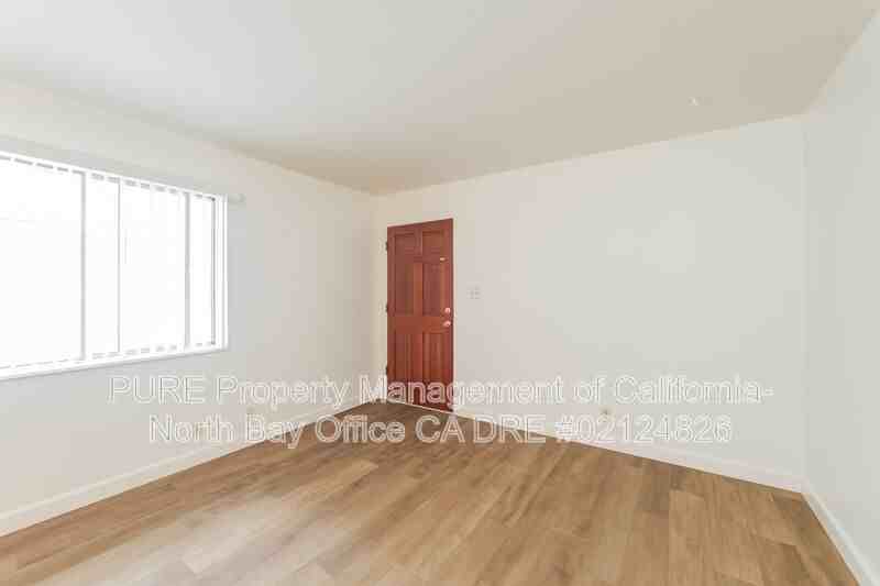 630 Wright St - Photo 5 of 18