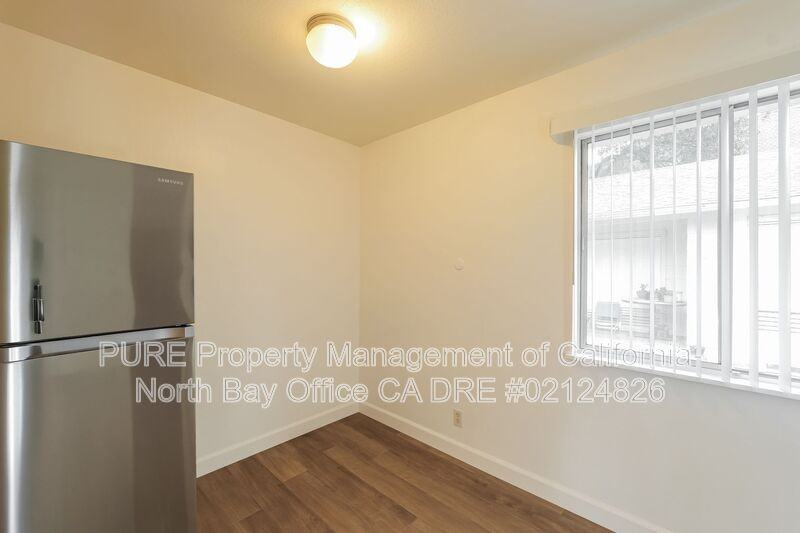 630 Wright St - Photo 6 of 18