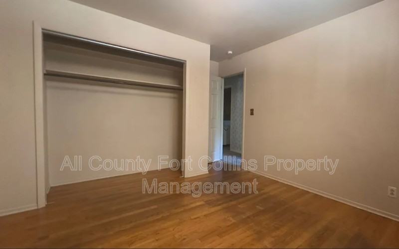 1401 Skyline Dr - Photo 6 of 9