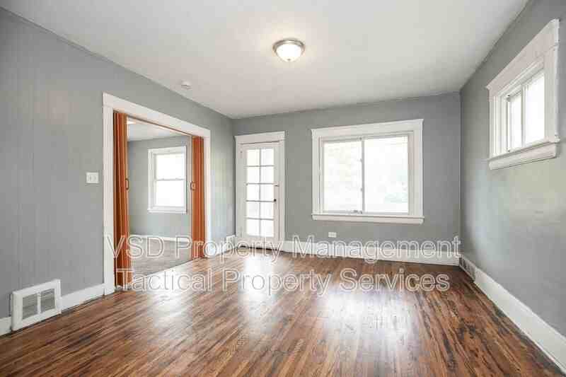 6924 Claasen Ave #UP - Photo 5 of 21