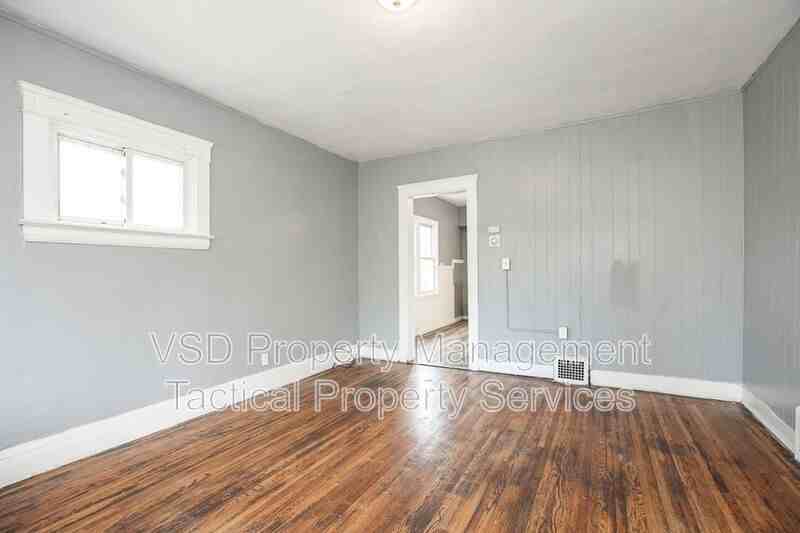 6924 Claasen Ave #UP - Photo 7 of 21