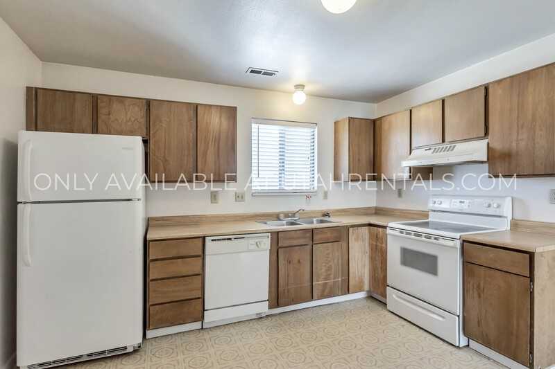 255 E Center St #11 - Photo 3 of 20
