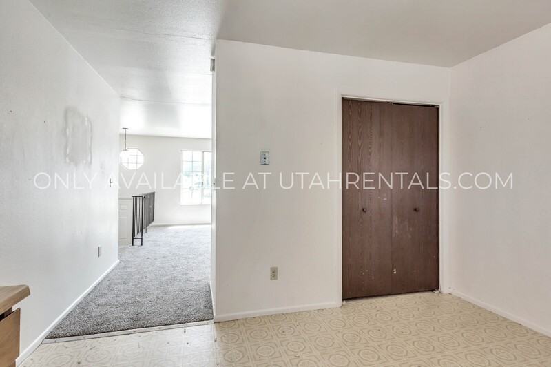 255 E Center St #11 - Photo 4 of 20