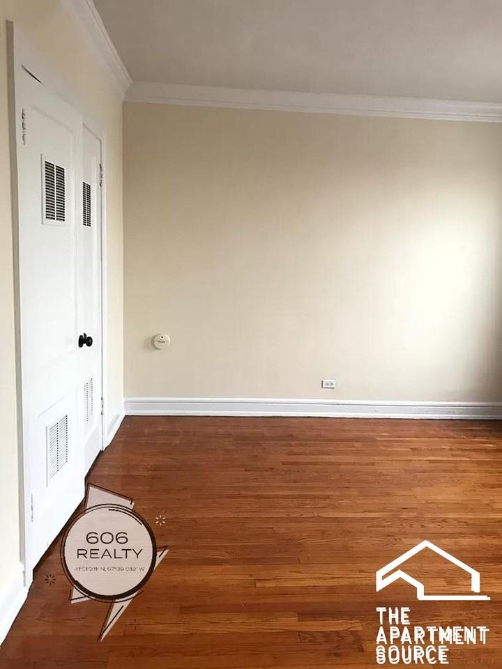 7054 S Western Ave #201 - Photo 3 of 5