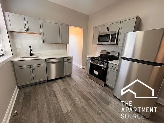 4918 S Vincennes Ave #3R - Photo 4 of 18