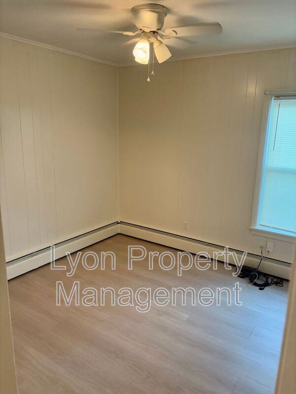 98 Anthony Ave #3R - Photo 7 of 13