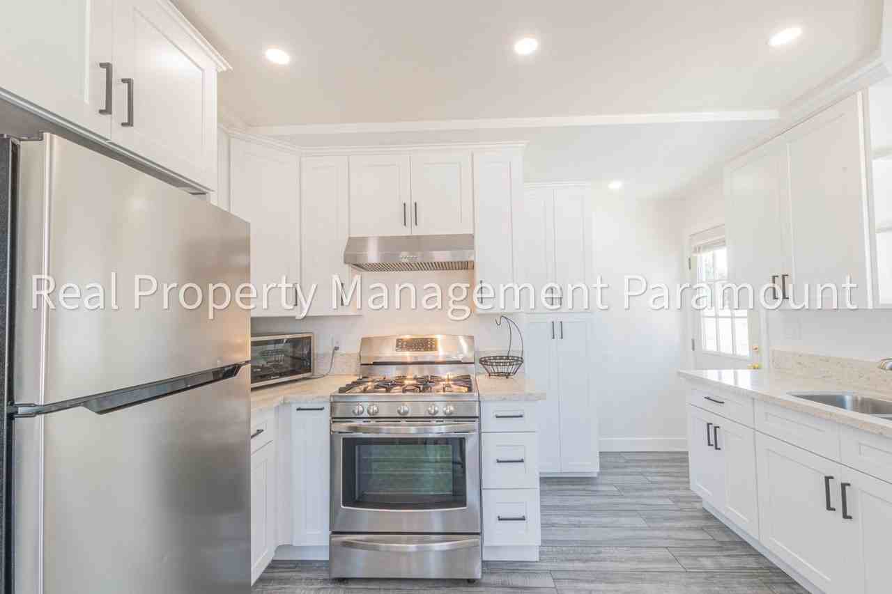 5938 Southside Dr - Photo 5 of 28