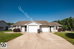 featured image of 1525 Flagstone Dr