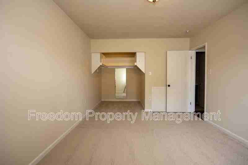 9327 Woodlea Ct - Photo 6 of 29