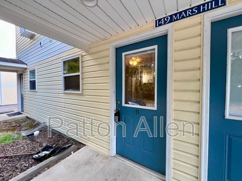 157 Citadel Dr #161A - Photo 2 of 10