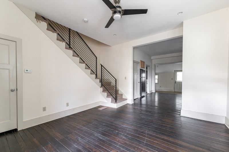 918 Prospect St - Photo 2 of 13