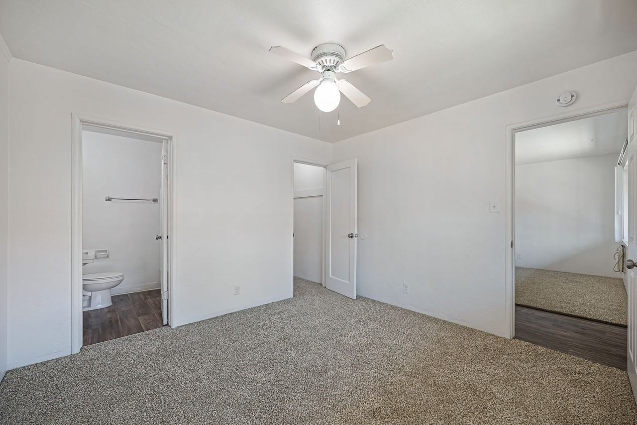 Alpine Apartments - Photo 7 of 14