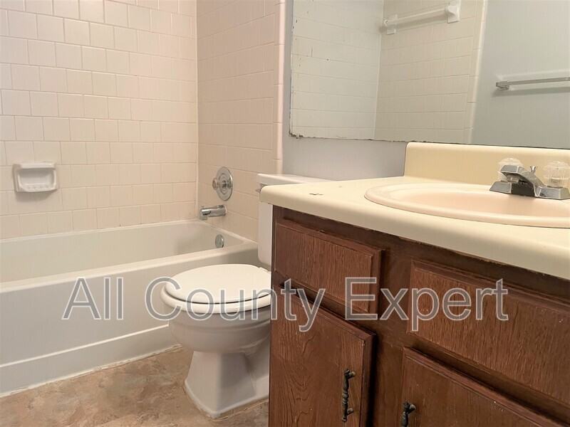 3089 Revere Ct - Photo 6 of 9