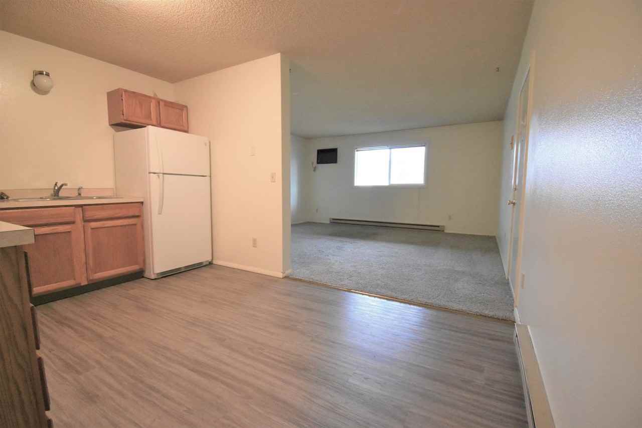 809 W Villard St #45 - Photo 6 of 12
