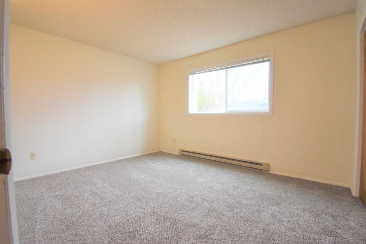 809 W Villard St #45 - Photo 7 of 12