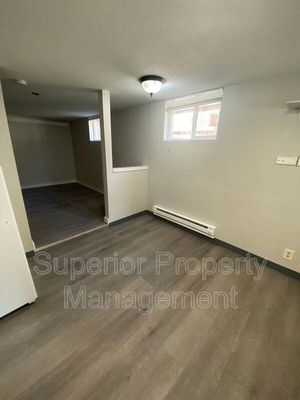 1011 W 29th St - Photo 6 of 16