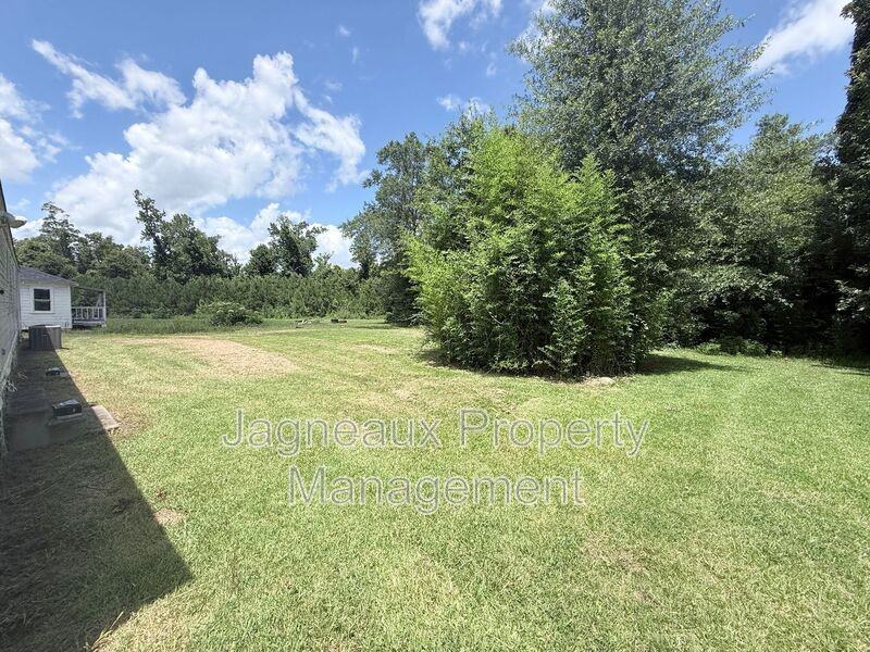 508 N Boone St - Photo 6 of 13