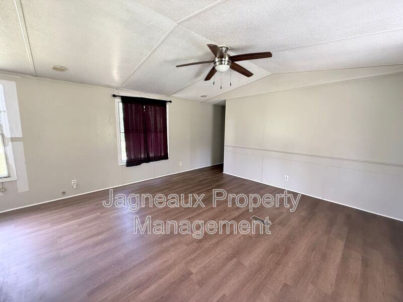 508 N Boone St - Photo 7 of 13