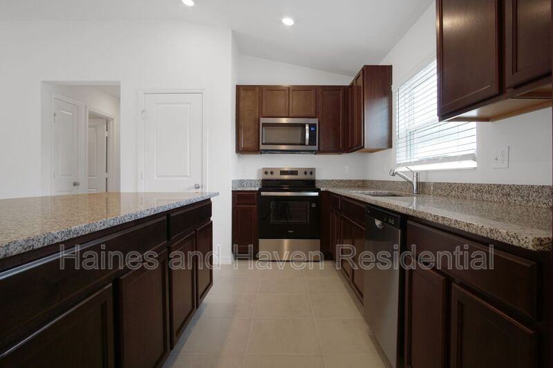 3139 Cedar Crossing Blvd - Photo 6 of 36