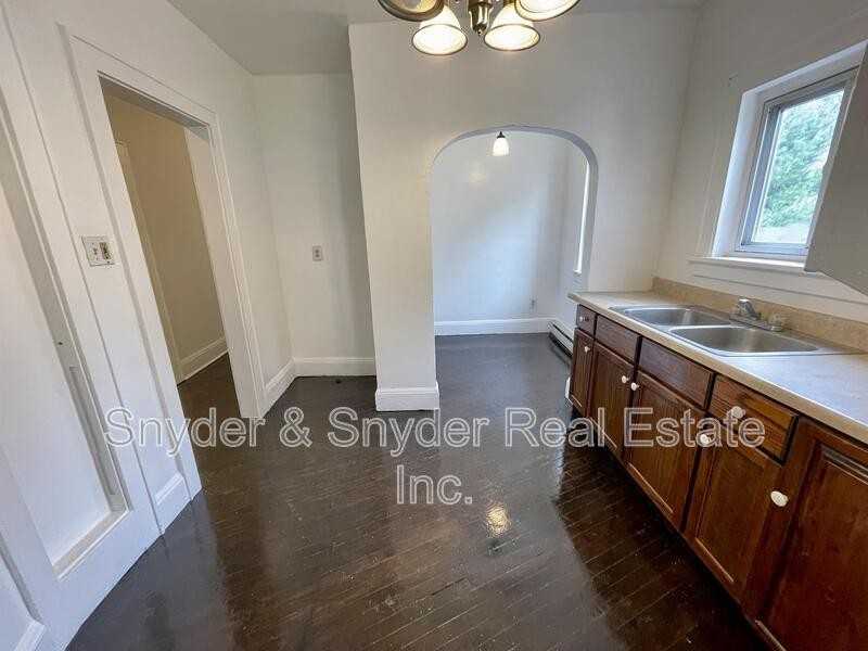 815 Johnston St #817 - Photo 6 of 12