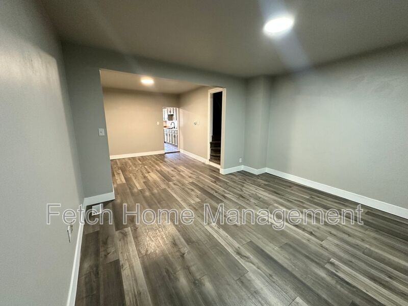 334 Lehman St - Photo 5 of 24