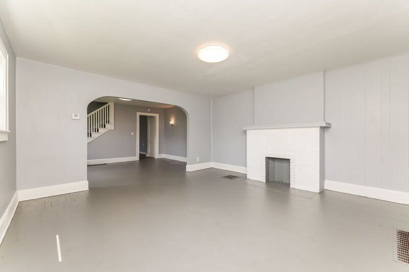 1501/1503 Clifton Ave #1503 - Photo 4 of 10