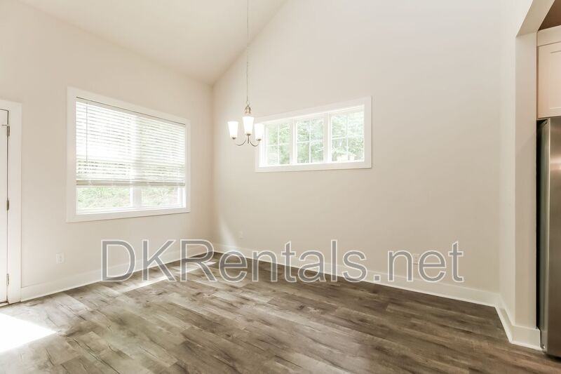 140 Stewart Glen Dr - Photo 4 of 20
